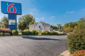 Motel 6-Simpsonville, SC - Greenville